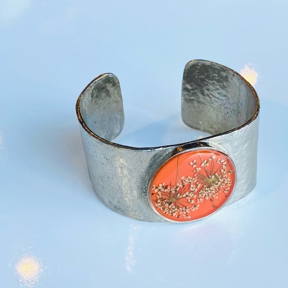 Shari Dixon Pressed Flower Orange Cuff Bracelet - Picture 6 of 9